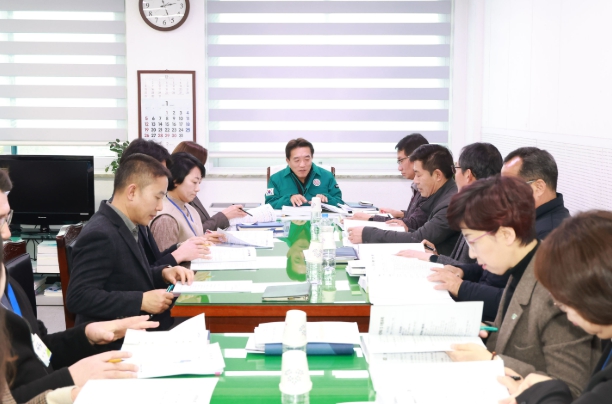 정영철 산청 부군수, 군정 현안 살펴 부서별 주요 업무 보고회 개최