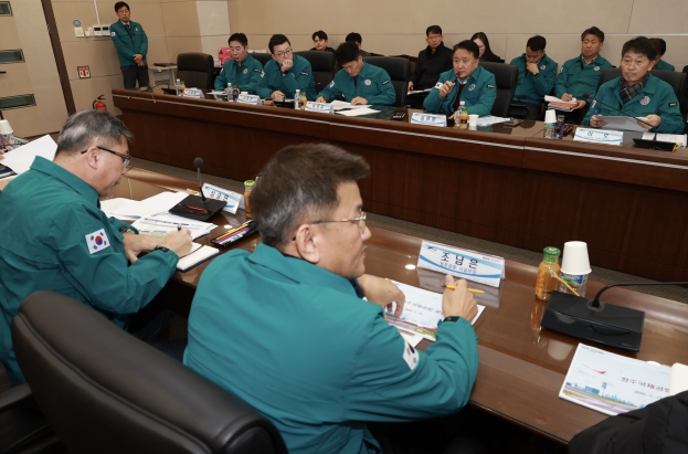 김영환 충북도지사, 청주국제공항 안전체계 관리 철저 당부