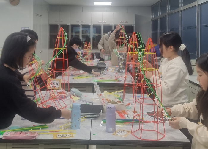 겨울방학 프로그램 현장 참여 사진 겨울방학 프로그램 현장 참여 사진
