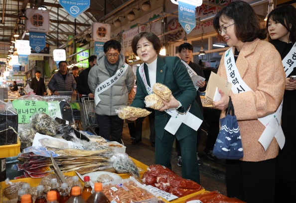 대구시교육청, 설 맞아 서남신시장에서 ‘전통시장 장보기 행사’ 가져!
