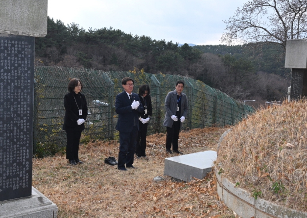 정종복 기장군수, 기장 출신 독립유공자 묘소 참배