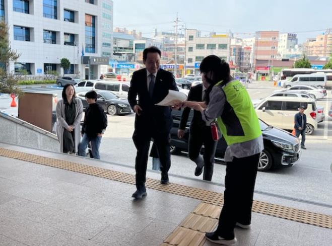 광주광역시동구 “안녕히 주무셨어요?” 자살 예방 캠페인 광주광역시동구 “안녕히 주무셨어요?” 자살 예방 캠페인
